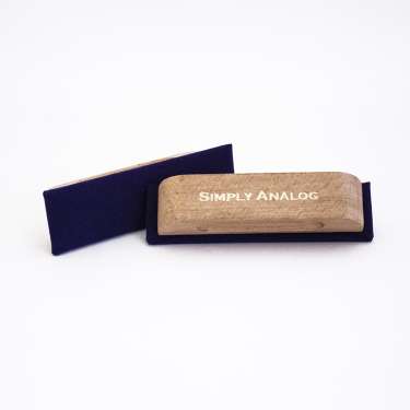 Simply Analog Record Brush Velvet