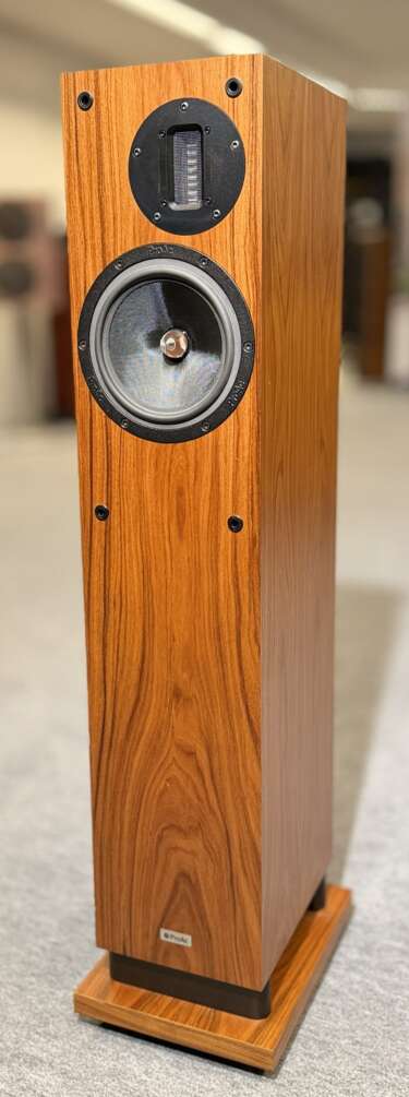 ProAc Response D20, Demomodell