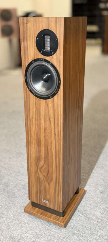 ProAc Response D30S, Demomodell