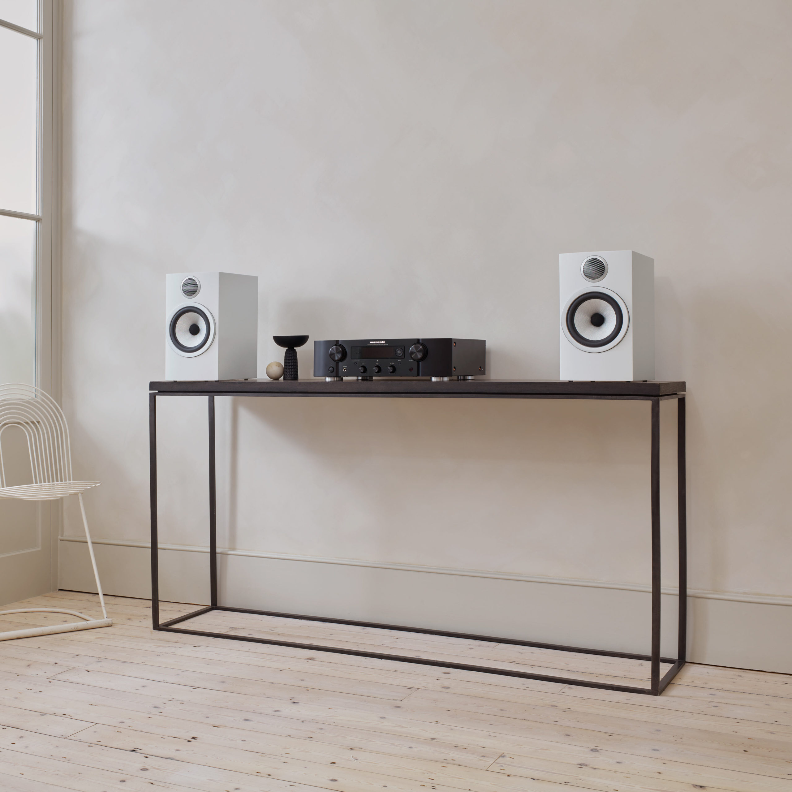 Low-BW-706-S3-Satin-White-Lifestyle-11-1x1-1-scaled-1.jpeg Low-BW-706-S3-Satin-White-Lifestyle-11-1x1-1-scaled-1.jpeg