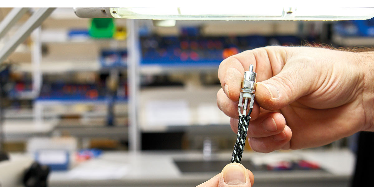 Inakustik NF-204 RCA 2 Inakustik NF-204 RCA 2