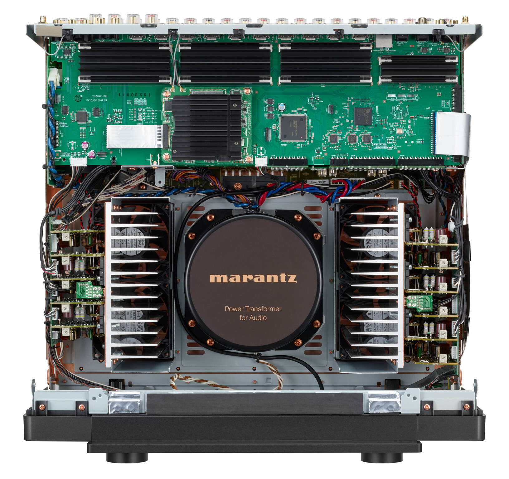 Low--Marantz_CINEMA30_bk_StudioD_01 Low--Marantz_CINEMA30_bk_StudioD_01