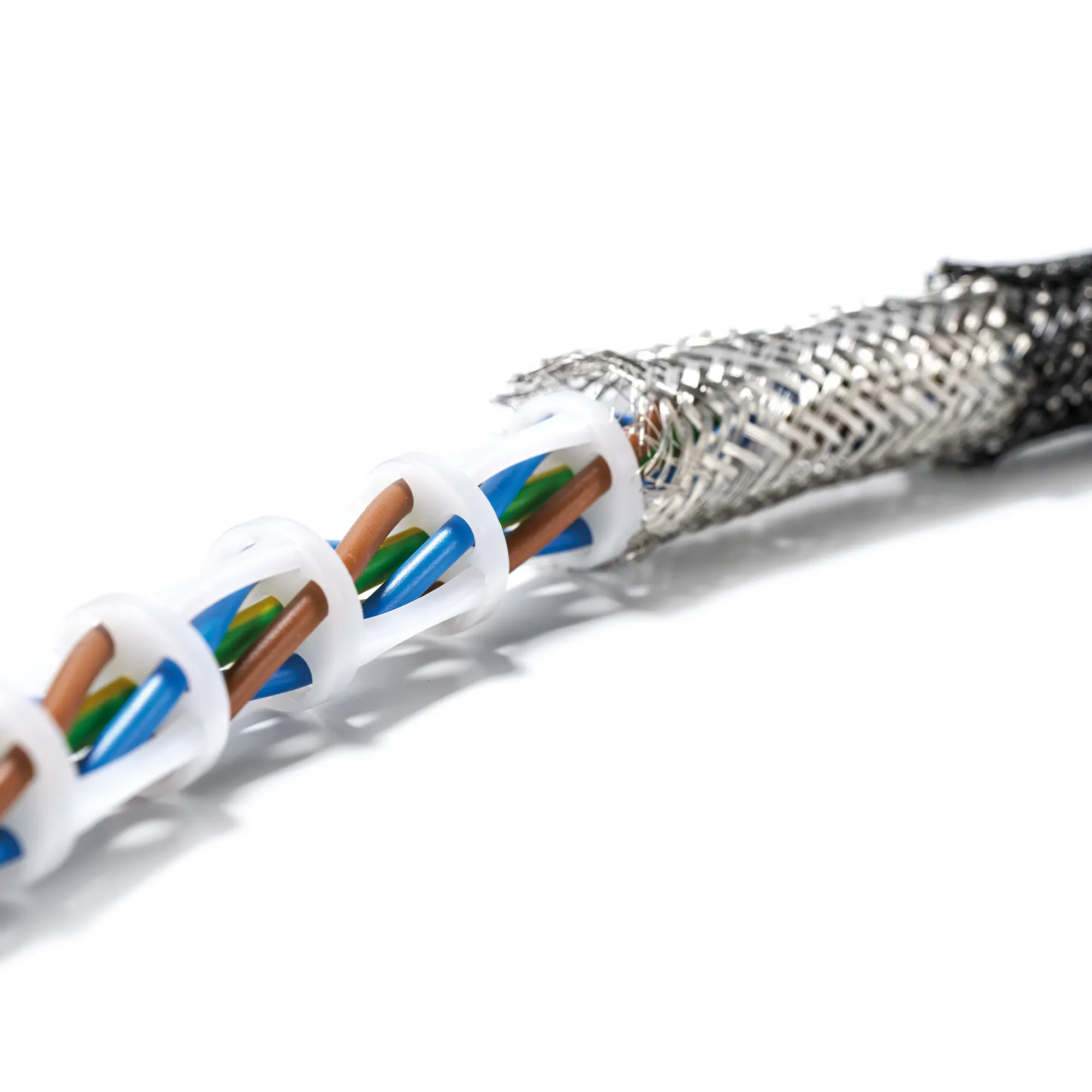 produktbild_in-akustik_referenz-ac-1205-air-schuko-c15-basic_007652610par_2000px_2