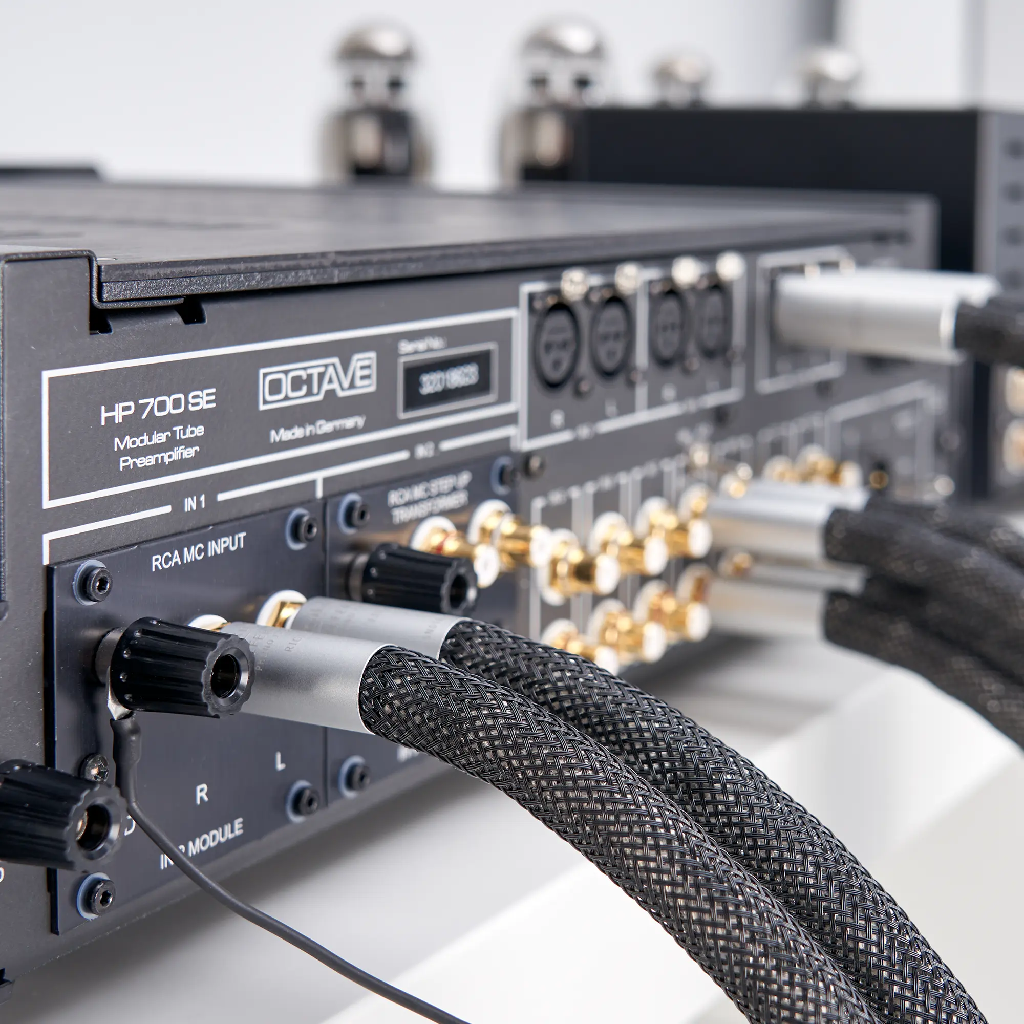 produktbild_in-akustik_referenz-phono-2405-air-rca-rca_0071875010par_2000px_5