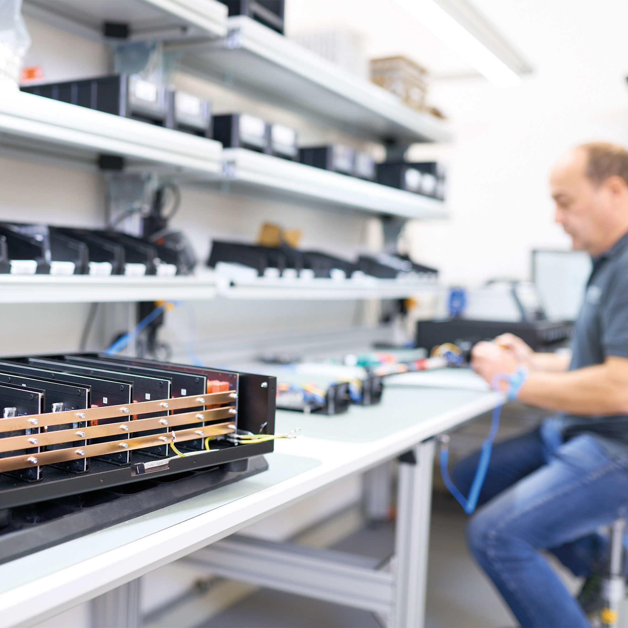 produktbild_in-akustik_ac-4500_007645par_2000px_5