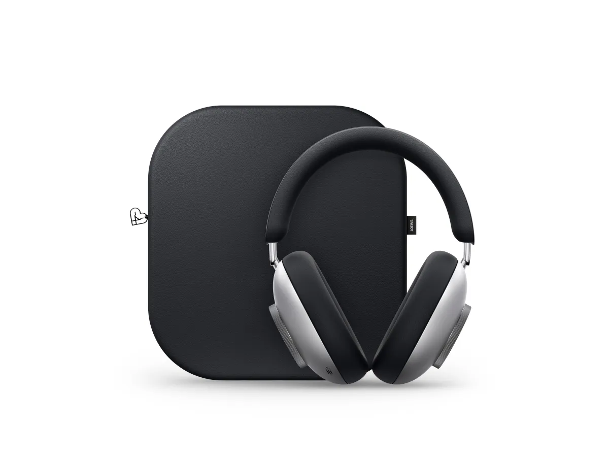 Loewe_leo_leather-pouch_blue Loewe_leo_leather-pouch_blue