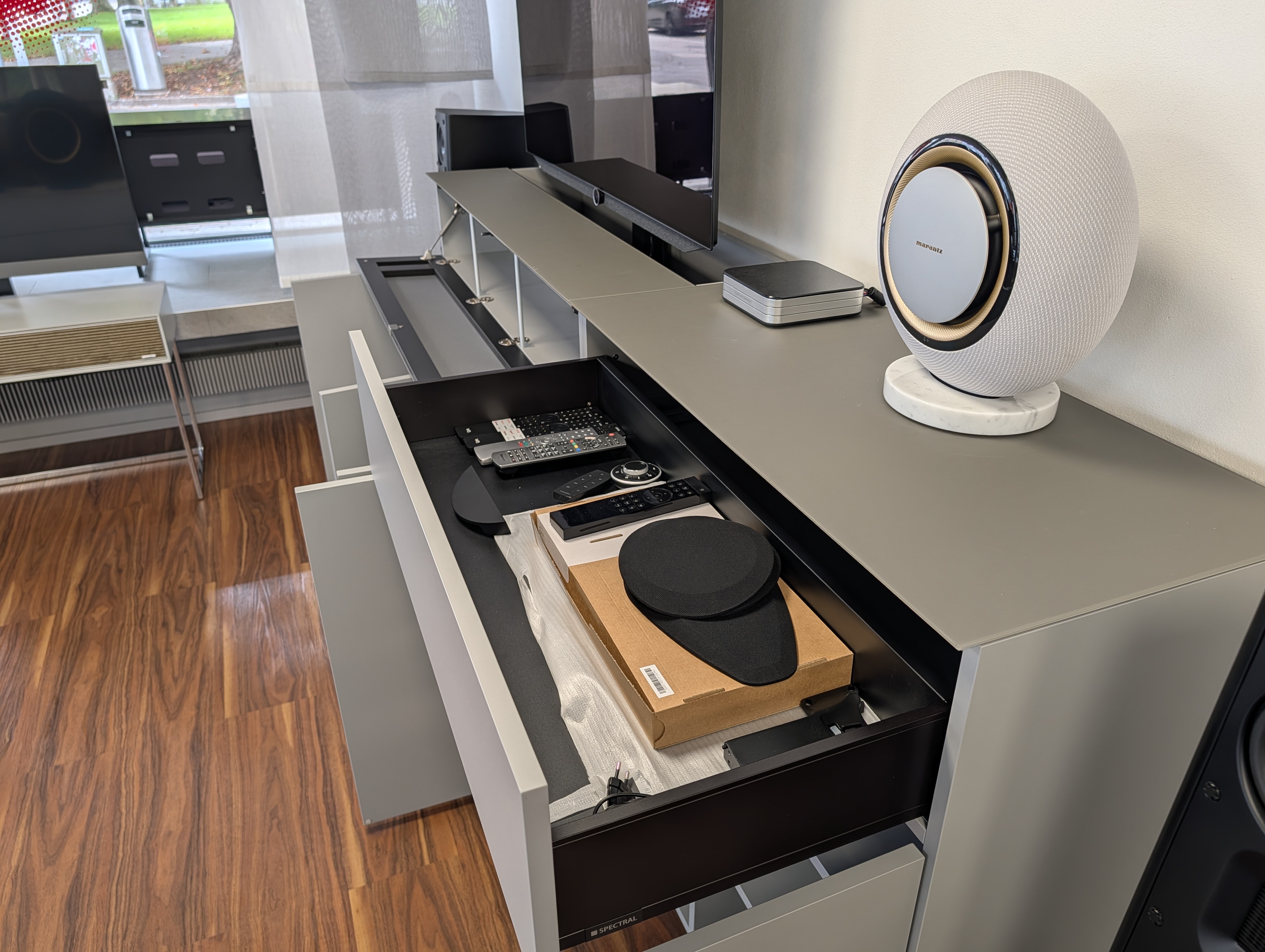 PXL_20251003_123817954 PXL_20251003_123817954