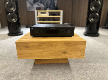 NAD BluOS Streaming DAC C 658